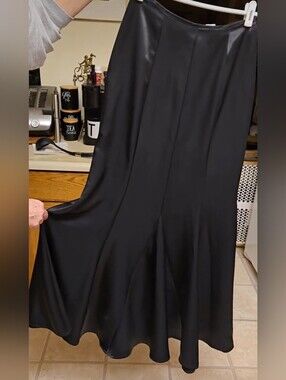 Cache' Satin Skirt Size 2.